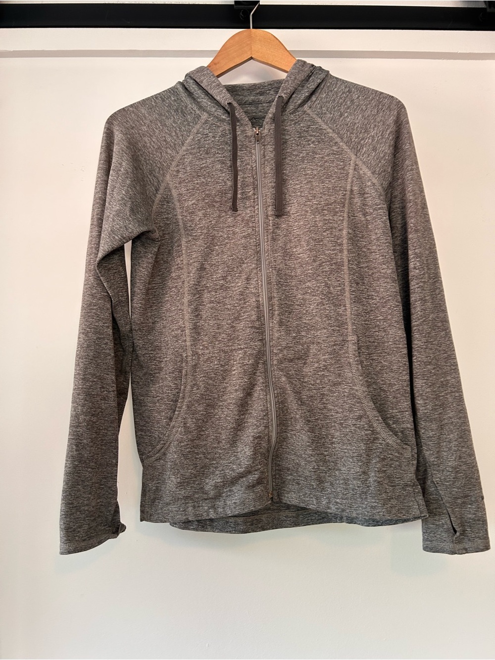 Patagonia Gray Full Zip Lightweight Hoodie Women’s Small Athletic Jacket